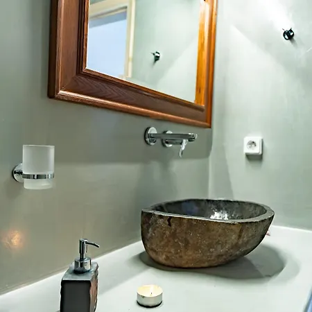 White Cave With Outdoor Hot Tub Apartamento Megalochori (Santorini)