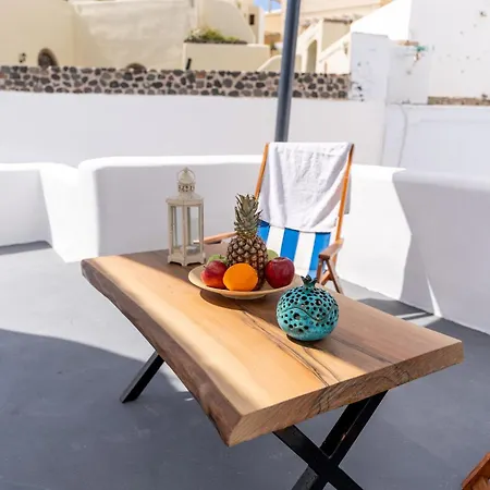 White Cave With Outdoor Hot Tub * Megalochori (Santorini)