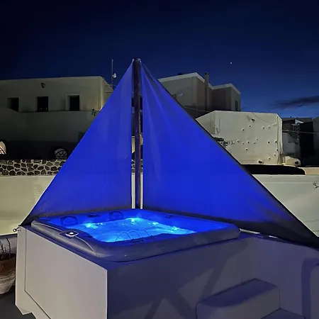White Cave With Outdoor Hot Tub 公寓