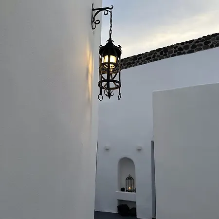 White Cave With Outdoor Hot Tub Lejlighed Megalochori (Santorini)