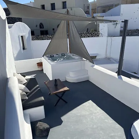 White Cave With Outdoor Hot Tub Apartamento Megalochori (Santorini)